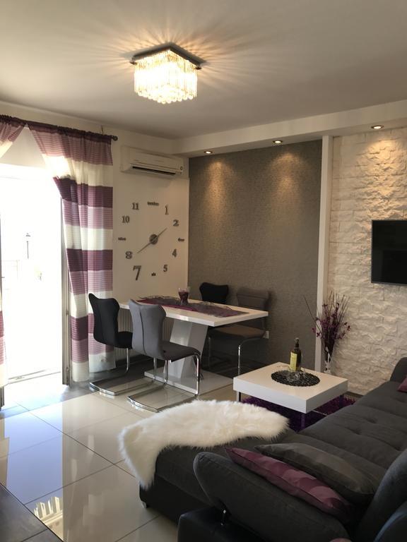 Apartment Sanja 塞尼 外观 照片